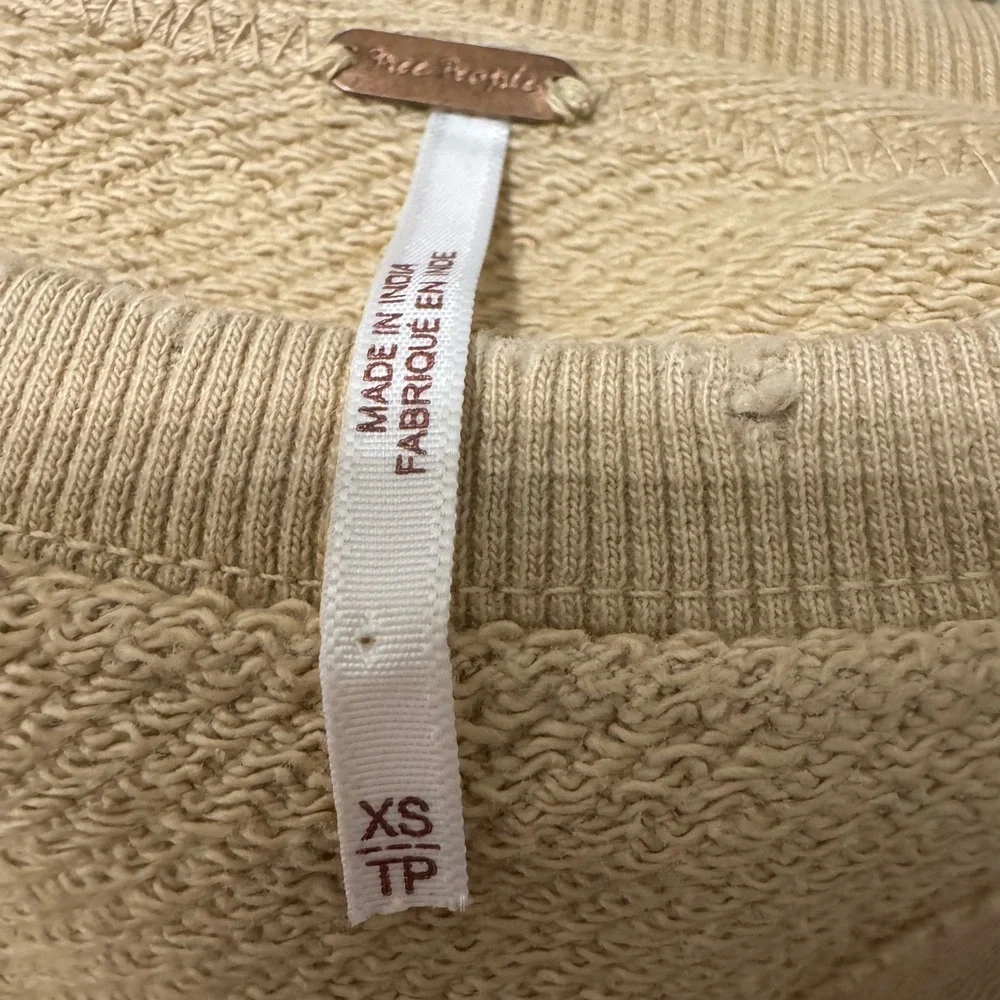 Free People GRAMS ATTIC SWEATSHIRT - Picture 13 of 16